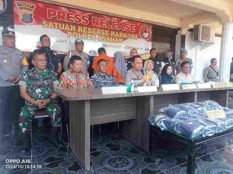 Bawa Sabu 25 Kg, Pasutri Asal Tanjung Balai Diberi Upah Rp.5 Juta Terancam Hukuman Mati