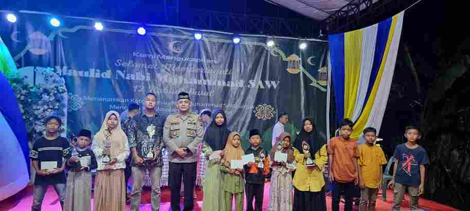 Kapolsek Perdagangan Hadiri Peringatan Maulid Nabi di Masjid Al Jihad, Ajak Masyarakat Tingkatkan Ukhuwah Islamiyah