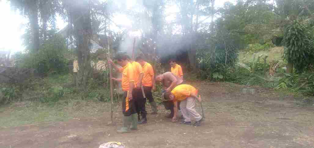 Polsek Bosar Maligas Dukung Ketahanan Pangan Melalui Penanaman Jagung di Lahan Kosong