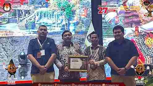 Mantap, KPU Dairi Telah Menerima Penghargaan Kategori Kabupaten/Kota Terbaik Dalam Pengelolaan Pendaftaran Pasangan Calon Pilkada Serentak