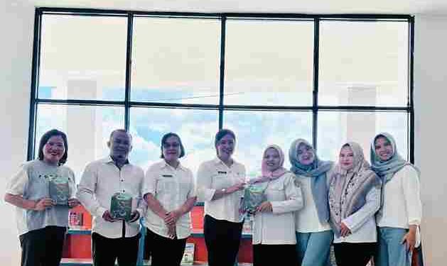 Kepala SMAN 1 Salak Kunjungi Kantor Dinas Perpustakaan Kabupaten Pakpak Bharat