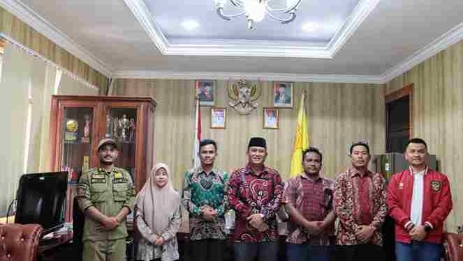 Wakil Bupati Dairi Menerima Audensi Panitia Pelaksanaan Event Sepak Bola Pasi Cup ke-32