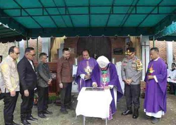 Bupati Pakpak Bharat Resmikan Gereja Katolik Stasi Santo Petrus dan Paulus Resdes Raden di Desa Siempat Rube IV
