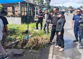 Sekda Pakpak Bharat Ajak Satpol PP, Pemadam Kebakaran dan Penyelamatan, Camat Salak dan Masyarakat Bersihkan Saluran Drainase