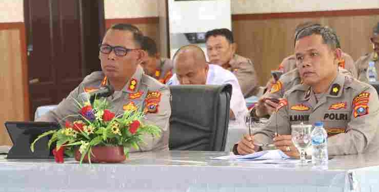 Kapolres Simalungun Ikuti Arahan Kapolri Terkait Pengamanan Jelang Hari Buruh Internasional