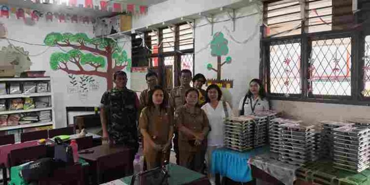 Polsek Bangun Dampingi Pembagian Makanan Bergizi Gratis untuk Siswa SD di Kecamatan Siantar