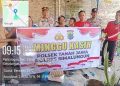 Polsek Tanah Jawa Bagikan Sembako untuk Warga Kurang Mampu