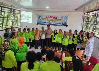 Bhabinkamtibmas Polsek Bangun Dukung Lansia Untuk Senja Emas Bersekolah Lagi