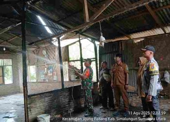 Terjadi Kebakaran Rumah Warga di Huta I Pulo Banjar Nagori Banjar Hulu, Polsek Bosar Maligas Gerak Cepat Atasi 