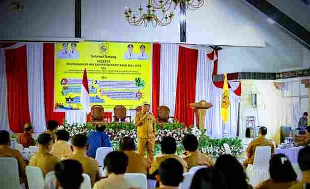 Tutup RPJMD Dairi, Vickner Sinaga Ajak Semua OPD Kerja Keras dan Jangan Cengeng Karena Anggaran