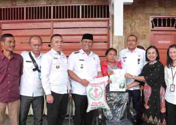Sebanyak 89 Paket Bantuan Atensi Penyandang Disabilitas Disalurkan, Bupati Dairi : Dukungan Kita Prioritaskan, Manfaatkan dengan Sebaik-baiknya