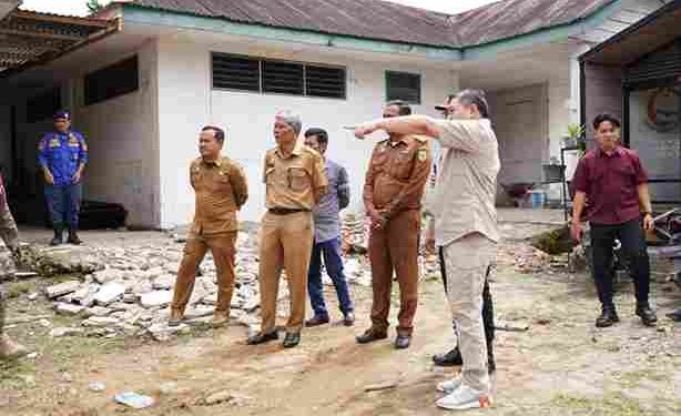 Bupati Pakpak Bharat Tinjau Persiapan Dapur SPPG di Kecamatan Sitellu Tali Urang Jehe