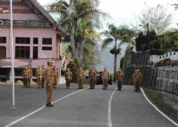 Sekretaris Daerah Pakpak Bharat Pimpin Apel Gabungan Awal Bulan