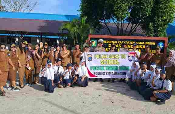 Polsek Tanah Jawa Gelar Sosialisasi Kamtibmas, Ajak Siswa SMP Jauhi Balap Liar dan Media Sosial Negatif