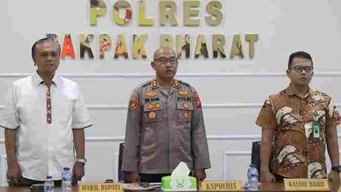 Polres Pakpak Bharat Bersama Forkopimda Laksanakan Rakor Lintas Sektoral Jelang Nataru 2026