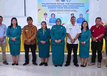 Ketua TP PKK Dairi Lantik Ketua TP PKK dan Bunda PAUD Kecamatan