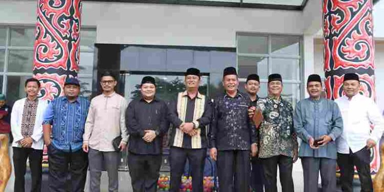 Wakil Bupati Dairi Apresiasi Safari Dakwah Bersama Ustadzah Rima, Ajak Masyarakat Jaga Akhlak di Bulan Syawal