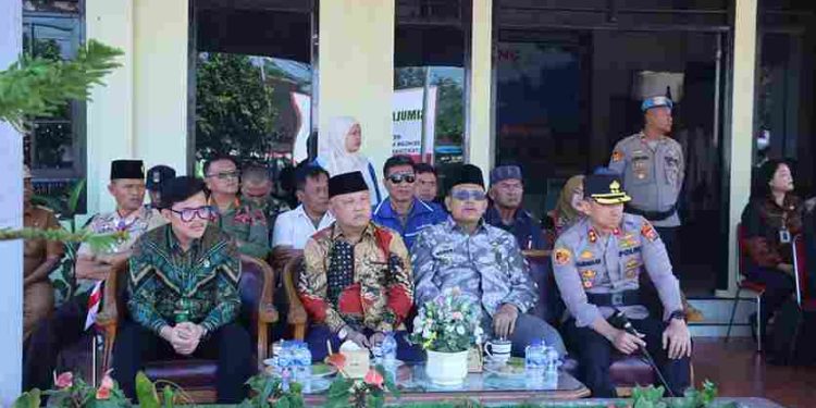 Bupati Dairi Ikuti Apel dan Deklarasi Sabuk Kamtibmas Polres Dairi