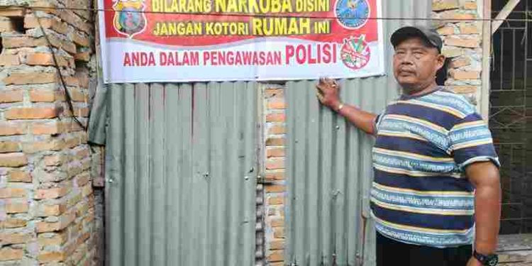 Kesal Maraknya Pecandu Narkoba, Warga Pasang Spanduk Peringatan